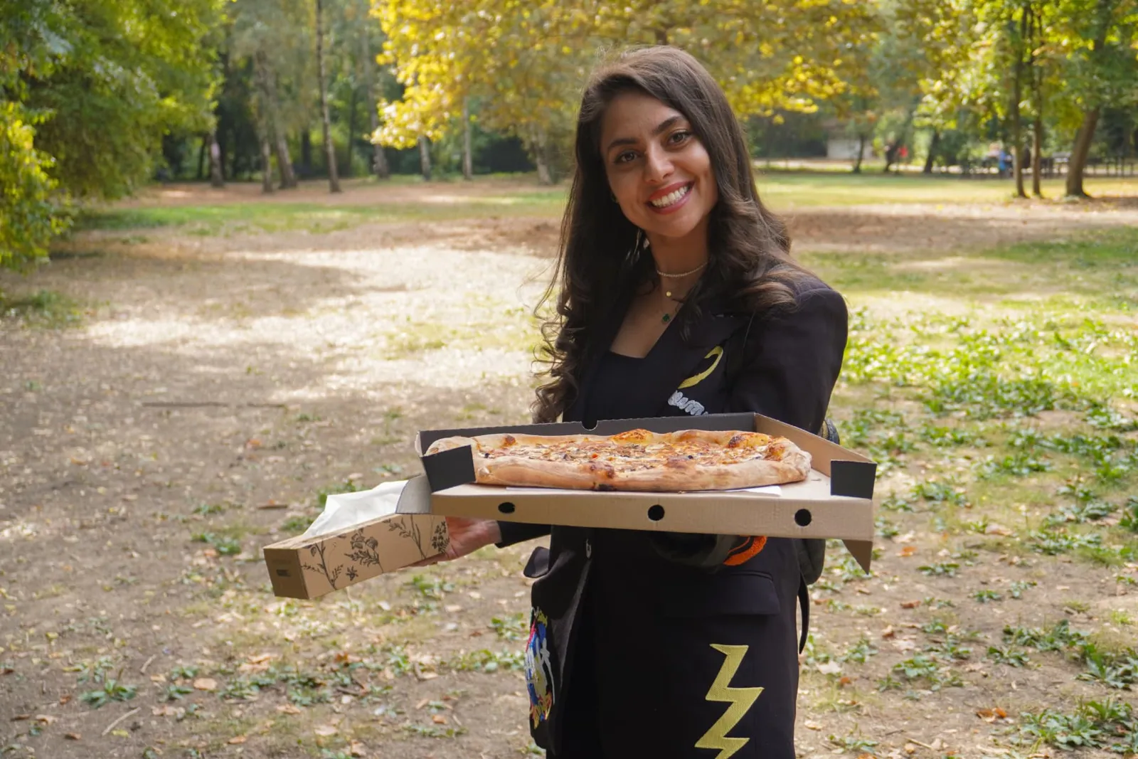 Pizza oferită participanților